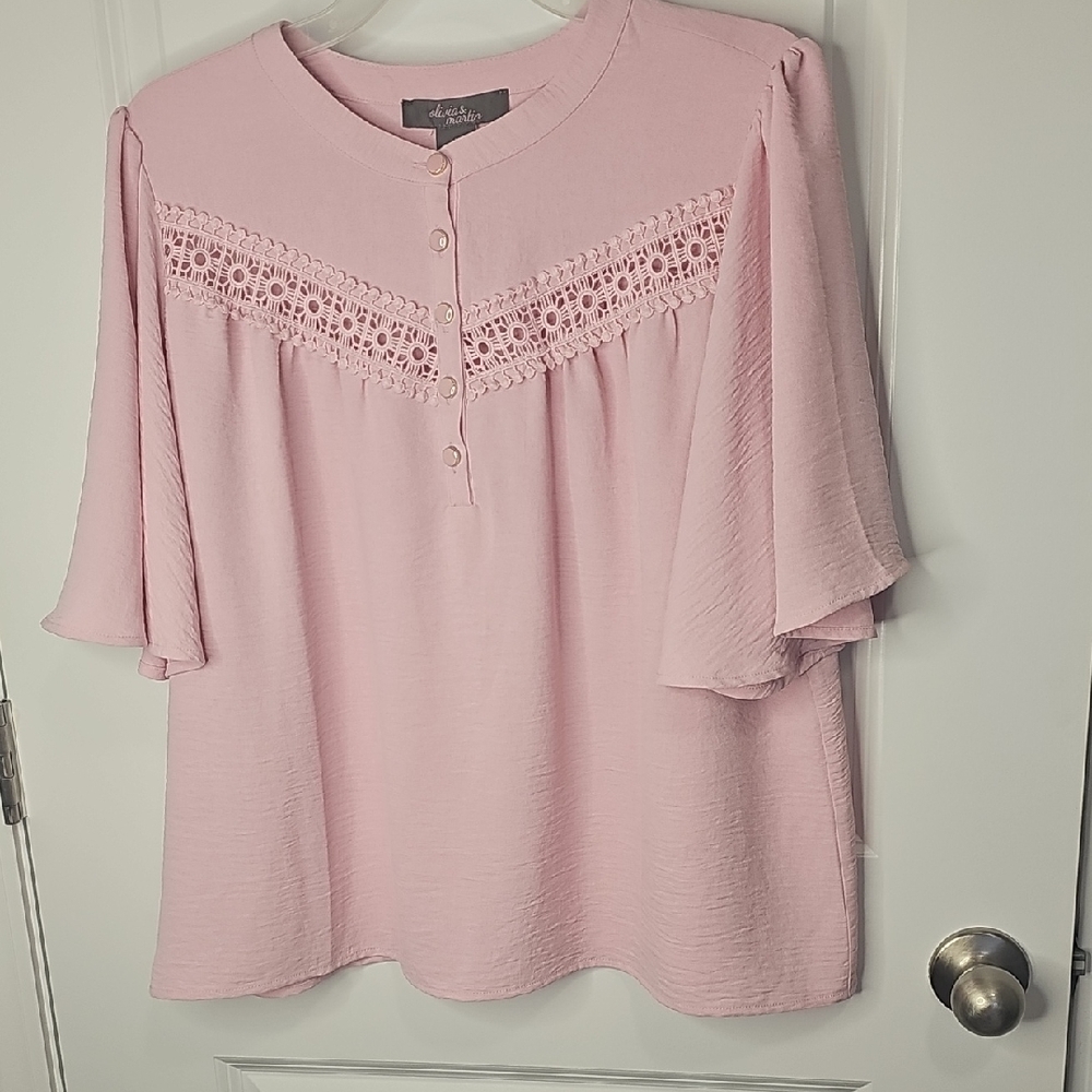 Olivia & Martin Elegant Pink Blouse with‎ Lace Detail Size L
